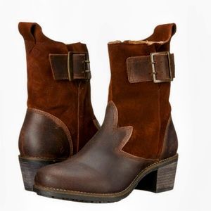 OluKai Ka’iulani Boots
